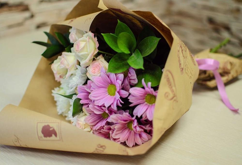 Букет цветов из: Розы и Хризантемы в Туринская Слобода