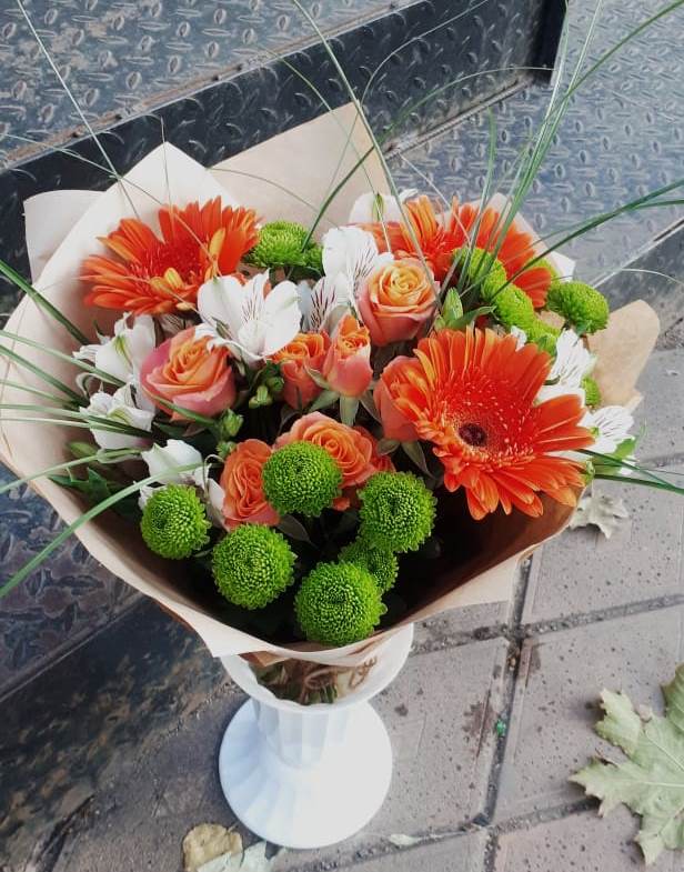 Букет цветов из: Герберы, Хризантемы, Альстромерии и Розы в Туринская Слобода