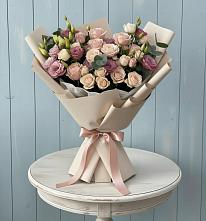 Букет цветов из:  Розы и Лизиантусы в Туринская Слобода