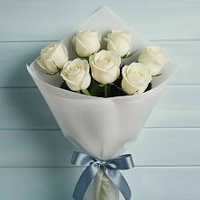 Букет 7 Белых роз Эдлесс Лав в Туринская Слобода