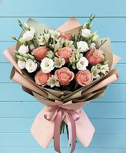 Букет цветов из:  Розы, Альстромерии и Лизиантусы в Туринская Слобода