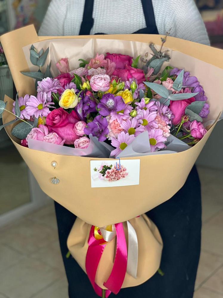 Букет цветов из: Хризантемы, Гвоздики и Альстромерии в Туринская Слобода