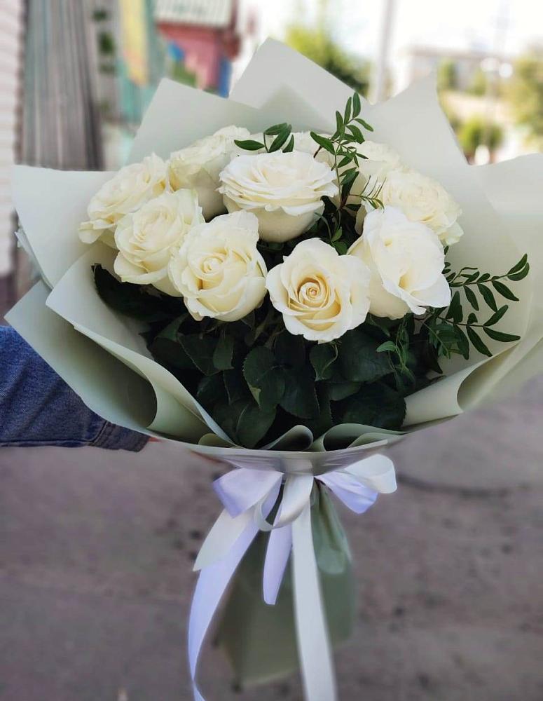 Букет Белые розы Проуд в Туринская Слобода