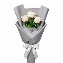 Букет 3 белые розы в Туринская Слобода