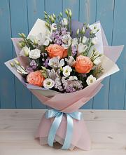 Букет цветов из:  Лизиантусы, Розы, Альстромерии и Гипсофила #REPLACE_PRED# Туринская Слобода