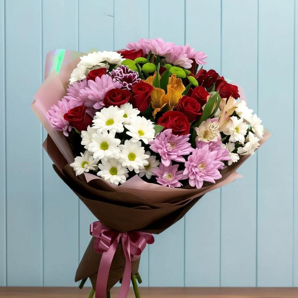 Букет цветов из: Розы, Хризантемы и Альстромерии в Туринская Слобода