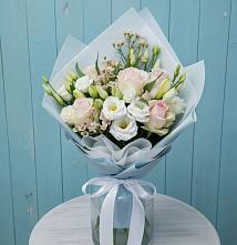 Букет цветов из:  Розы и Лизиантусы в Туринская Слобода